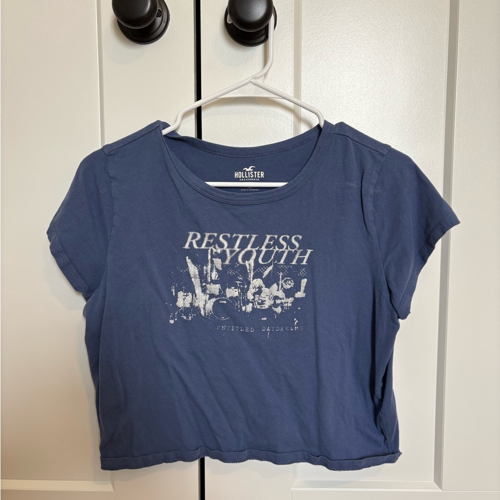 Hollister Navy Graphic Tee